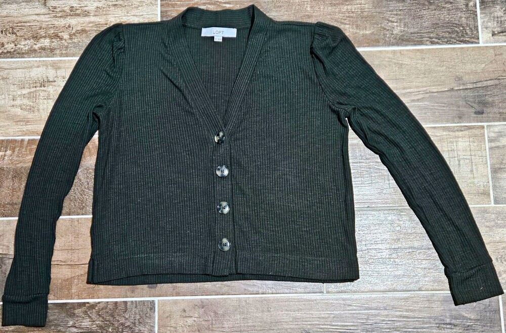 LOFT Women's Green XS Solid Rib-Knit V-Neck Long Sleeve Button Cardigan